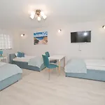 La Playa By Grand Apartments