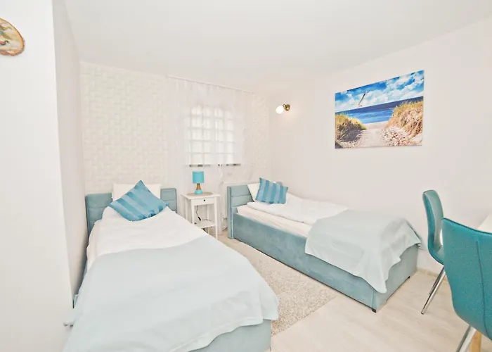 La Playa By Grand Apartments